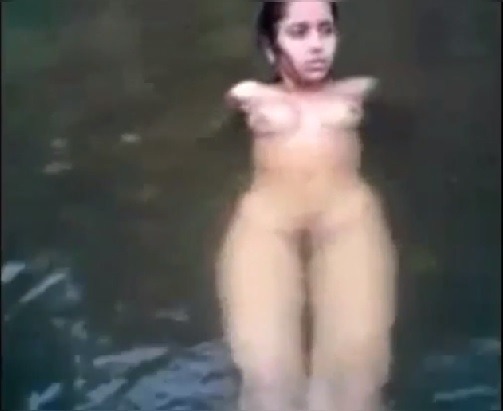 Telugu Nude Girls Nadi Lo Snanam Telugu Outdoor Porn