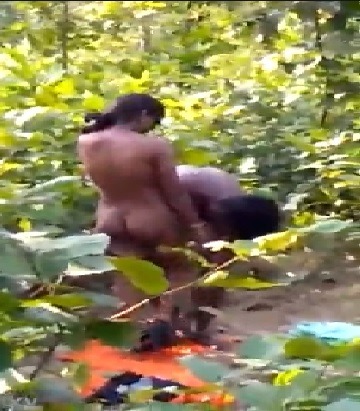 Adivi Lo Telugu Couple Sex Nude Ha Telugu Outdoor Porn