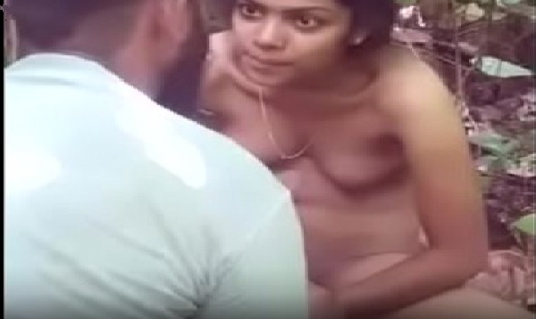 Beautiful telugu ammai ourdoor fuck - Andhra jungle sex