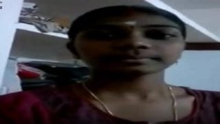 Vizag pilla boyfriend kosam sollu mms pampindhi