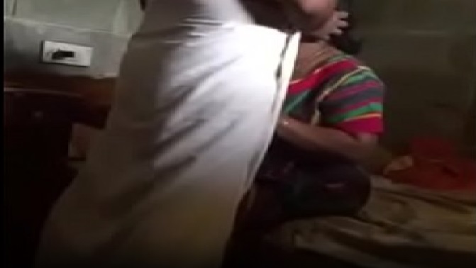 Punni Video Sex - Andhra musladu secret dengu video - Telugu aunty pooku