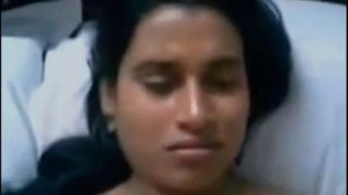 Hyderabad sexy aunty nangi dengu mms