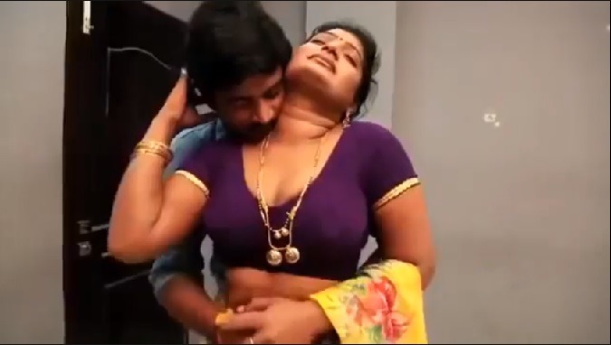 Sexy atha kodalu bachlor tho dengu porn - Telugu porn video