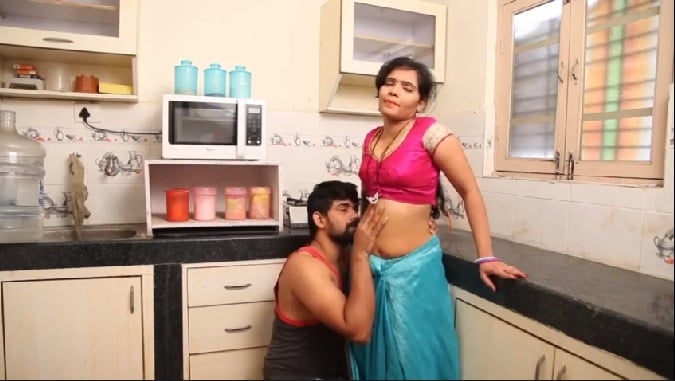 Sex Telugu Aunty Kitchen Room Sex - Telugu lo blue film inti kitchen dengu - Andhra blue film