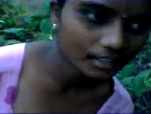 Telugu Outdoor Sex Videos - Village telugu pilla xxx dengu - Andhra outdoor sex