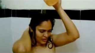 Telugu wife tho snanam chesthu dengudu