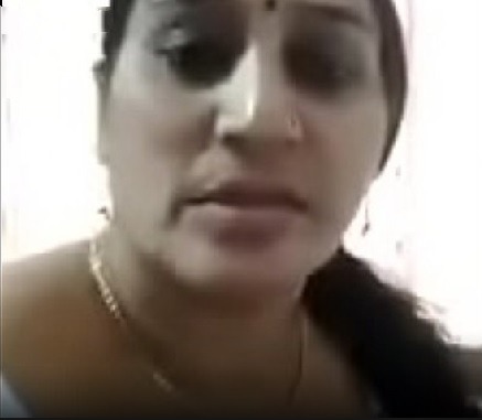 Telugu sex aunties videos lo pinni dengu - Telugu aunty porn