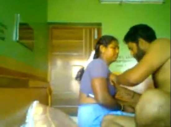 Village lo lanja ammayilu sex video - Pallenturu porn video