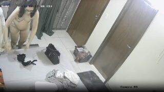 Bangalore college teacher nude cctv lo dorihindi