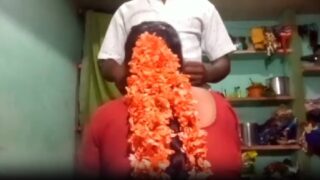 Tallo poovu lanja aunty xxx dengudu