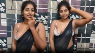 Mast andhra wife cheera thesi nude ha snanam