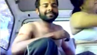 Prabhuthvam lo undevadu aunty tho sarasam car lo