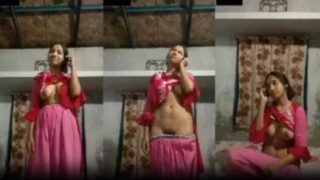 Phone lo matladutu college pilla pooku lo fingering sex